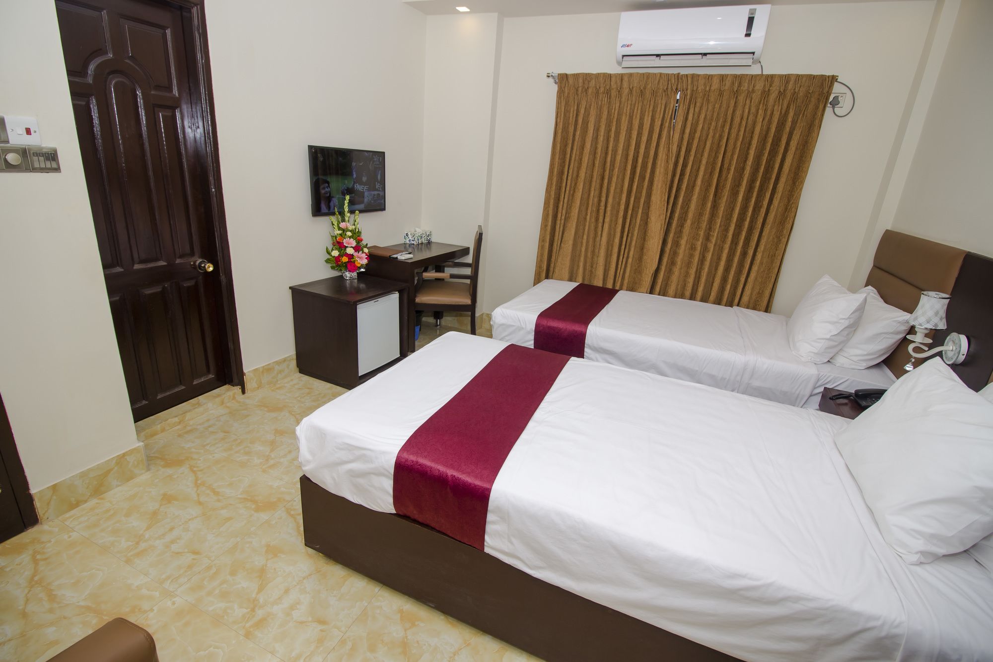 Фото Отель Pacific Lake View