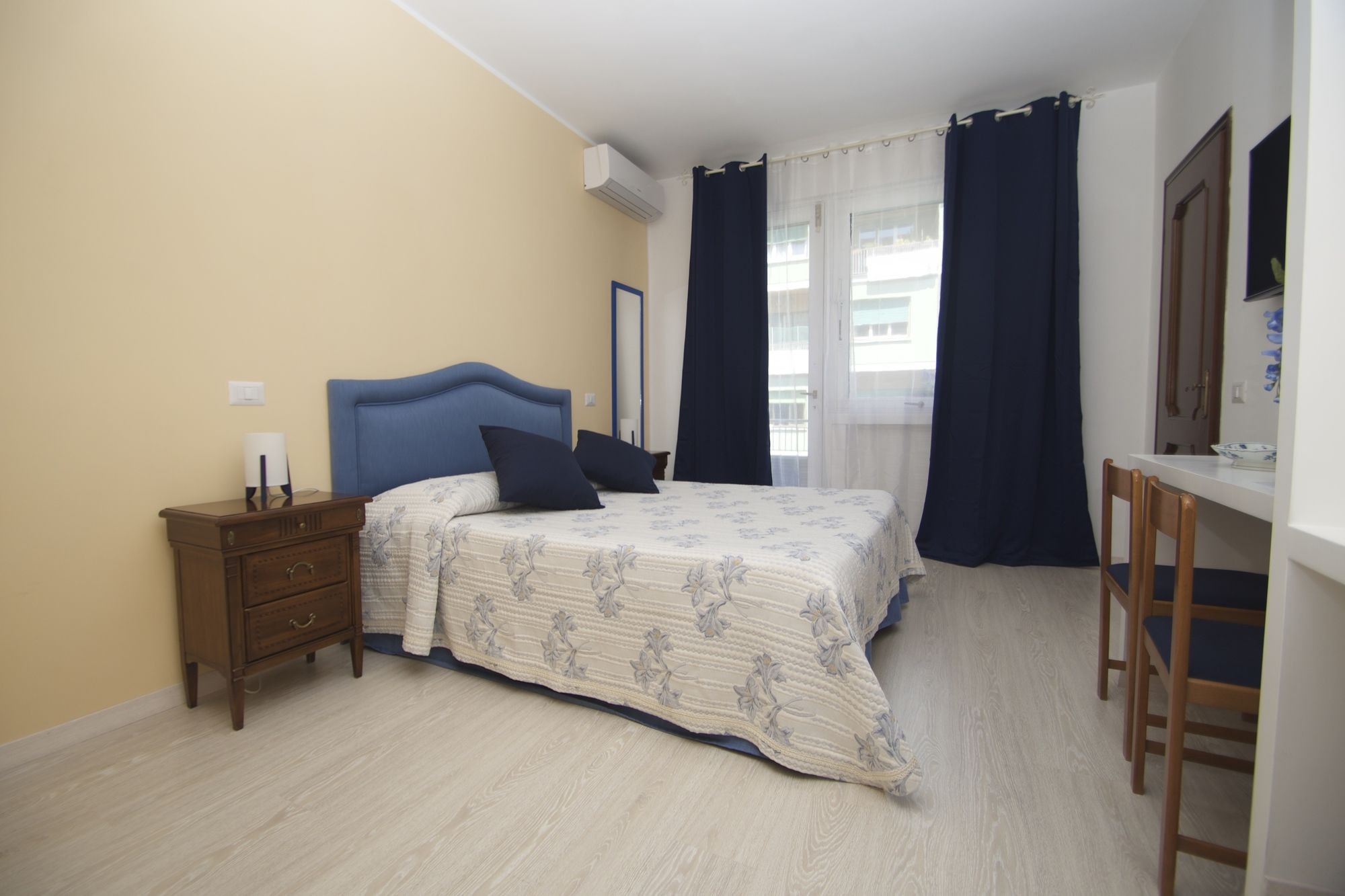 Фото B&b La Perla di Roma