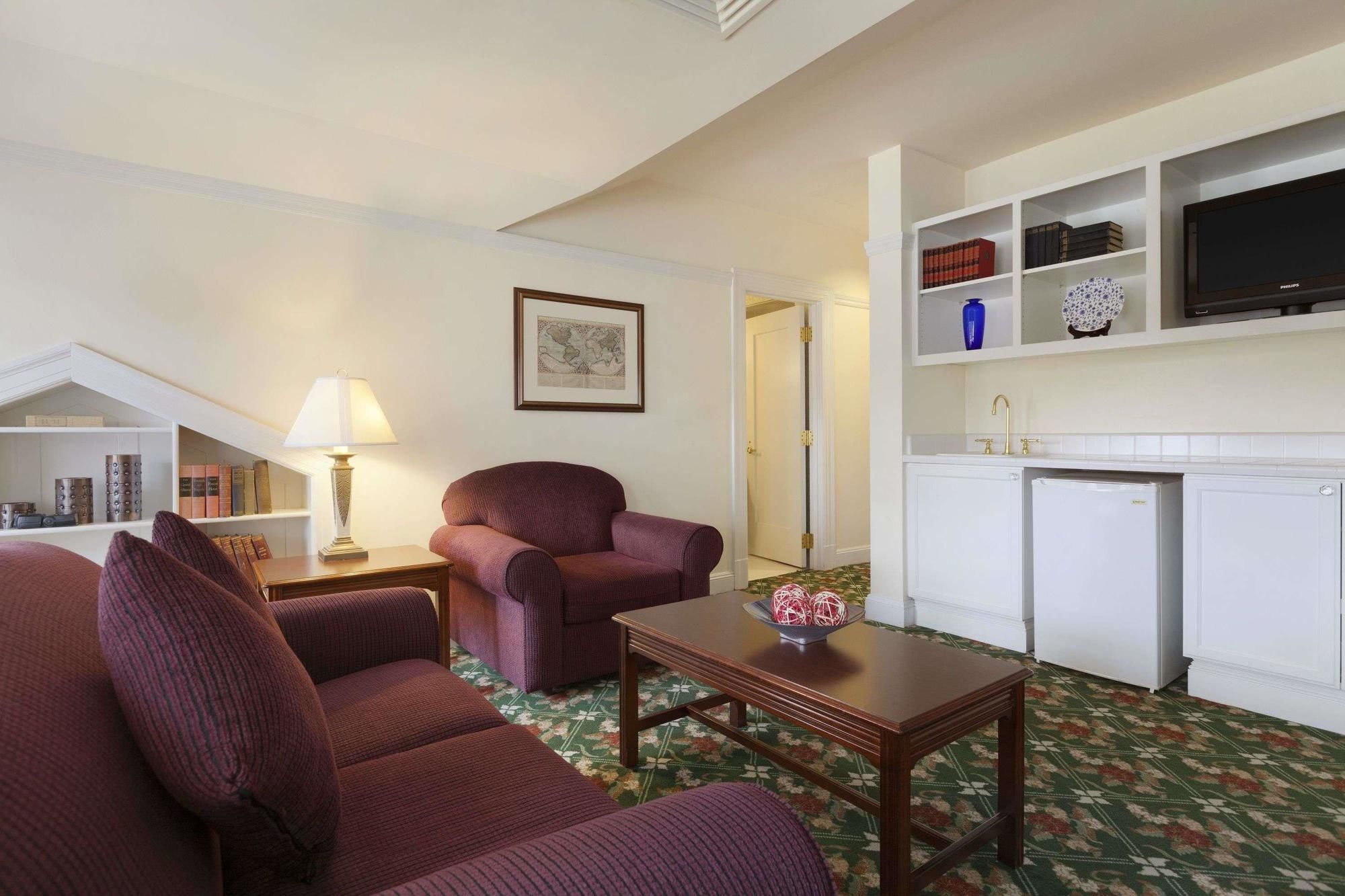 Фото Hayes Mansion, San Jose - Curio Collection by Hilton