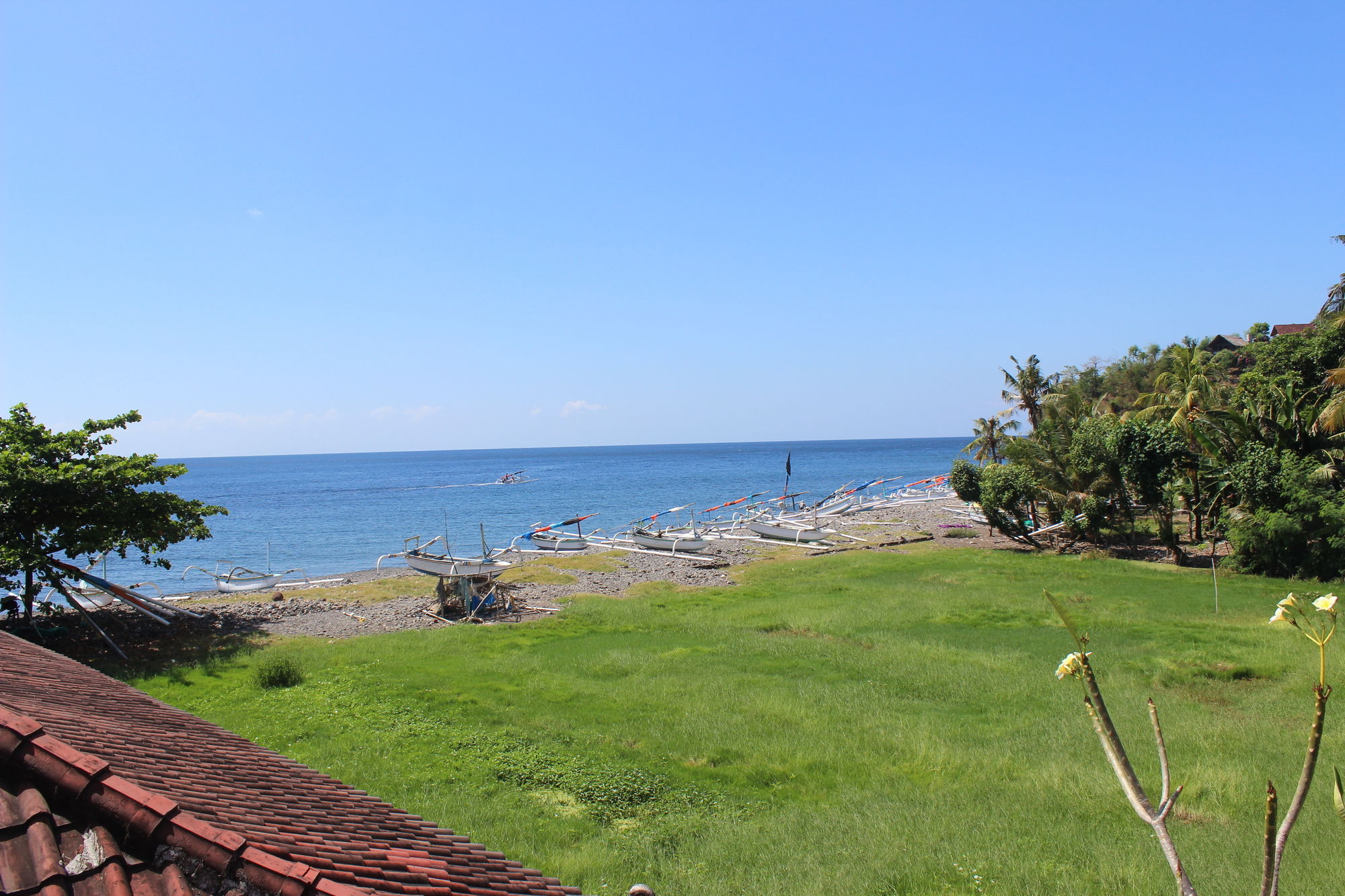 Фото Arya Amed Beach Resort and Dive Center