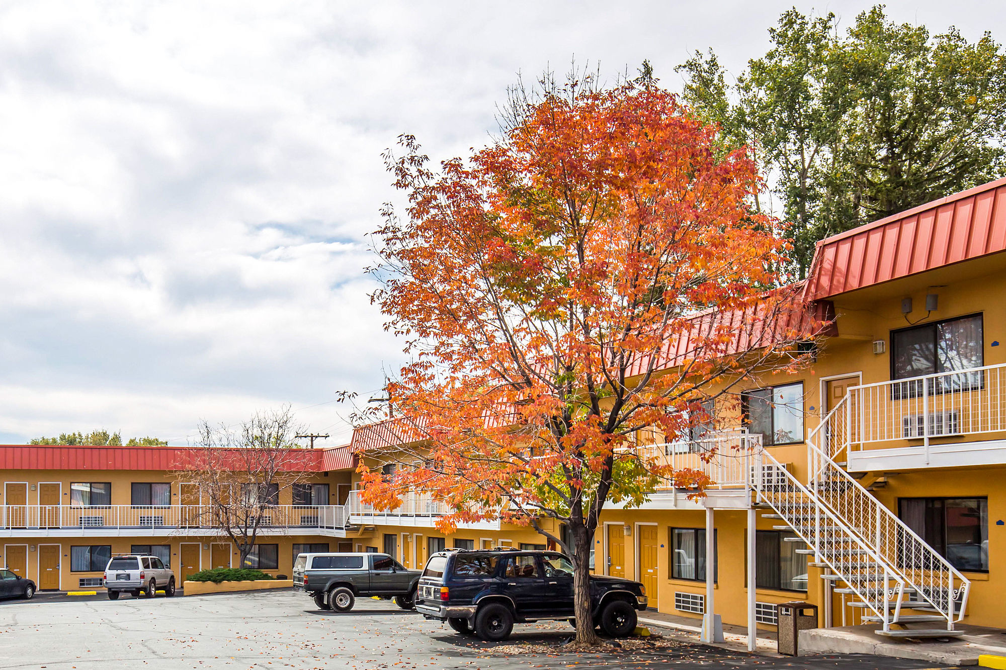 Фото Rodeway Inn at Nevada State Capitol