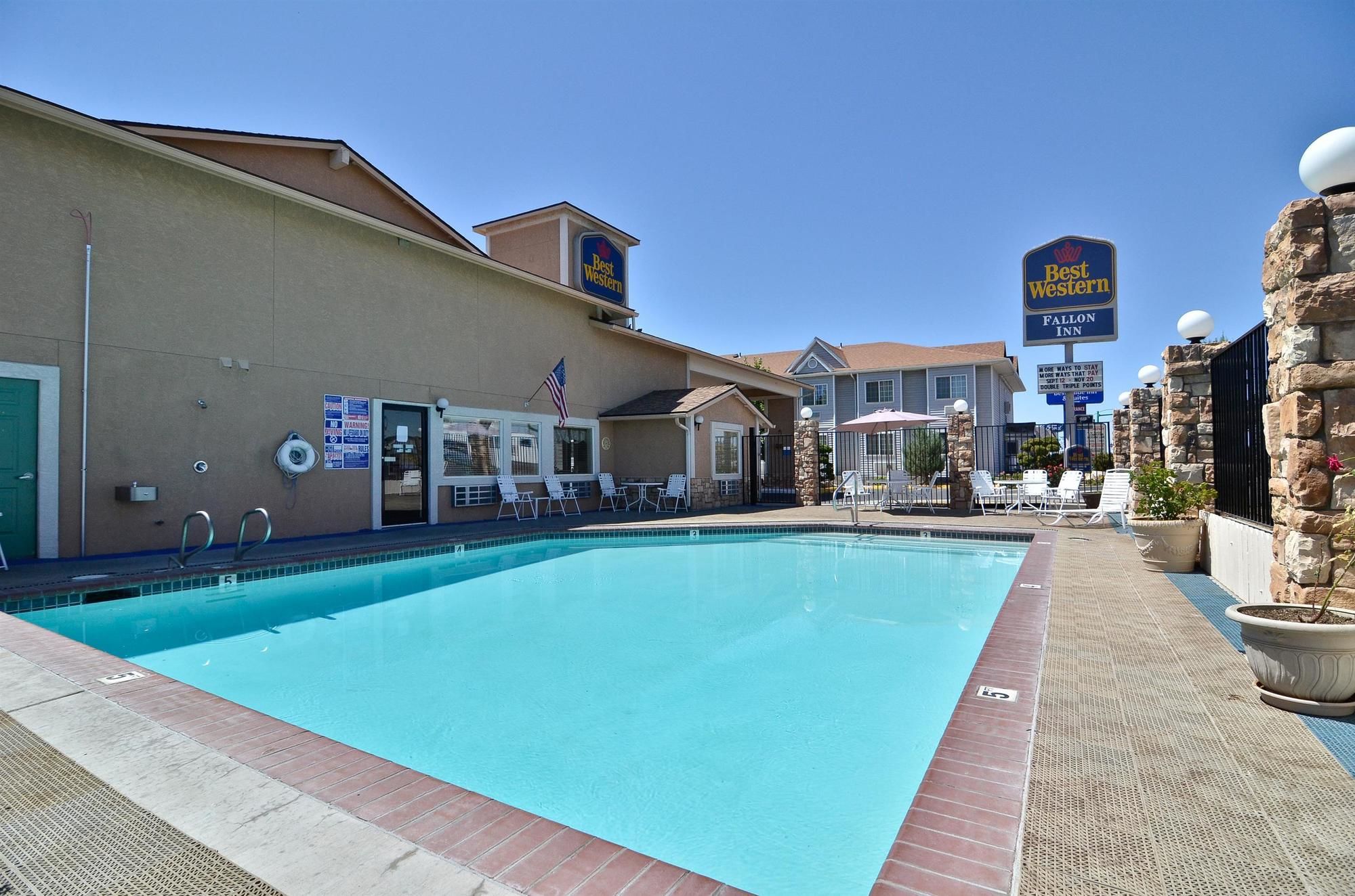 Фото Best Western Fallon Inn & Suites