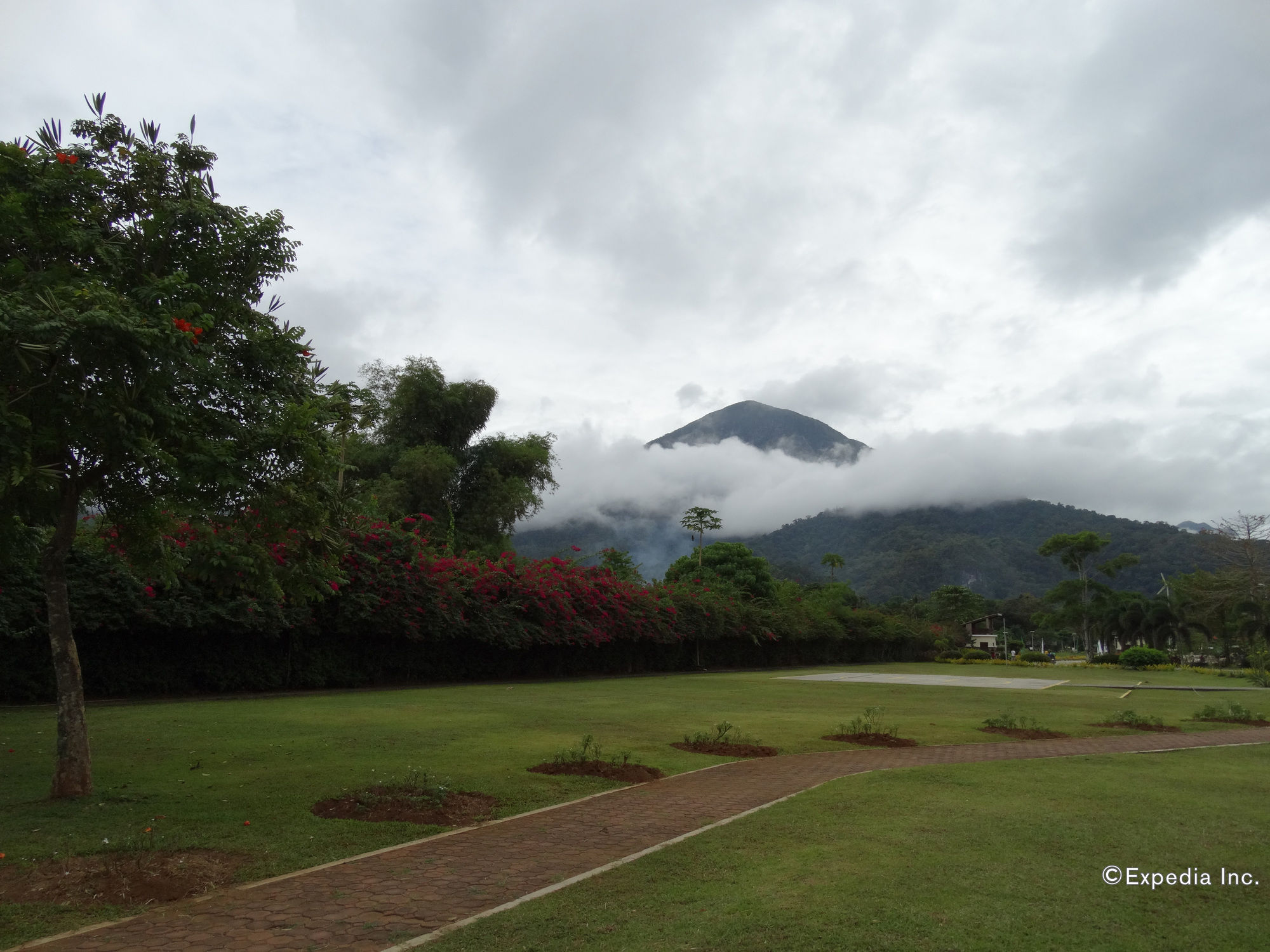 Фото Four Points by Sheraton Palawan Puerto Princesa