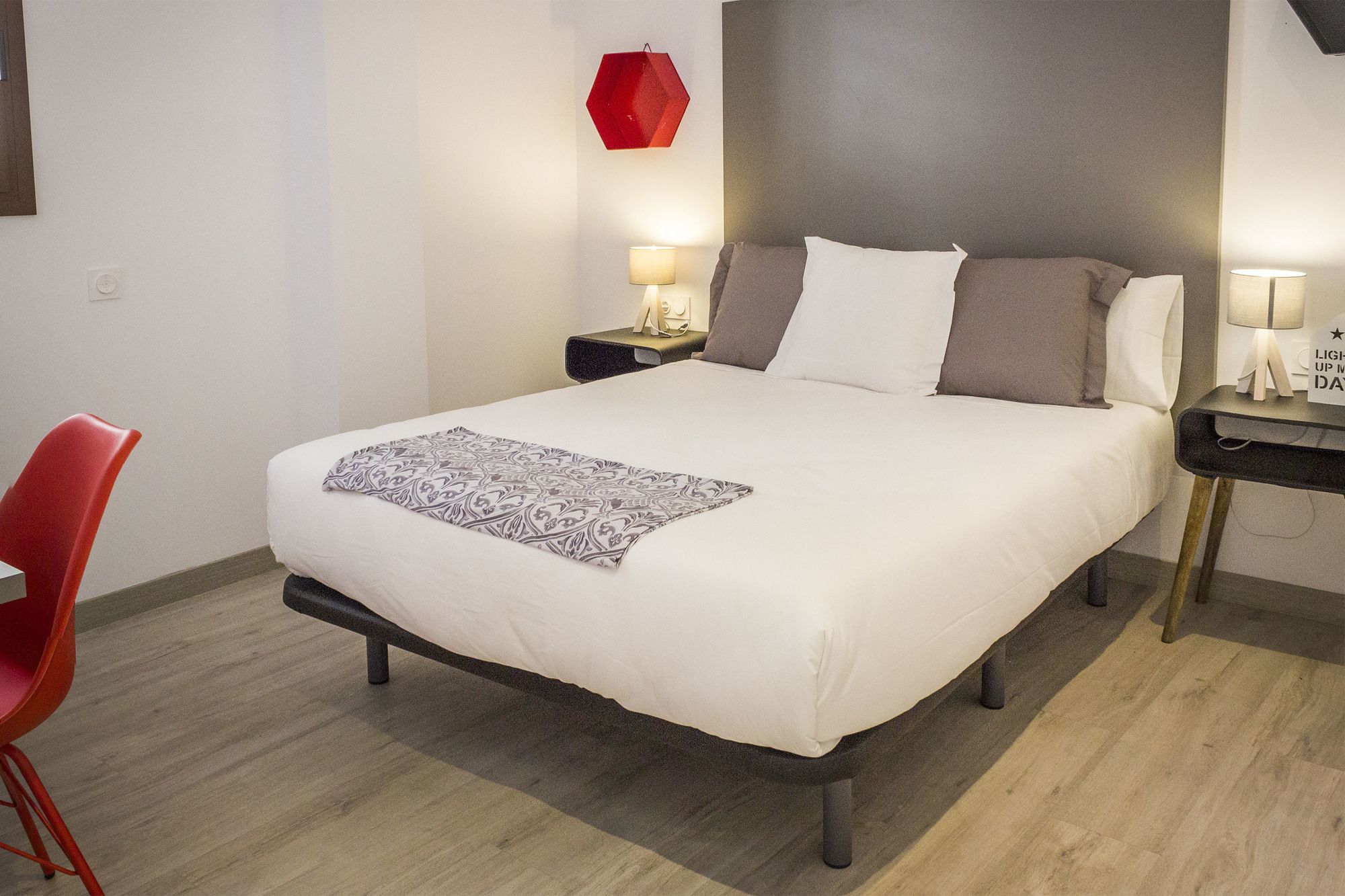 Фото Hostemplo Sagrada Familia