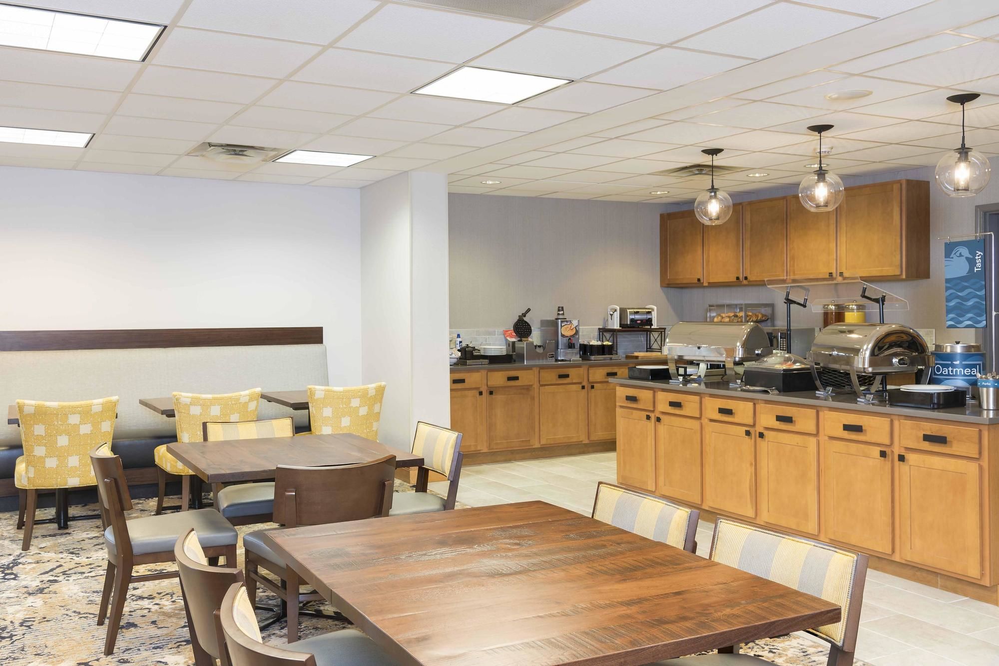 Фото Homewood Suites by Hilton Indianapolis Airport Plainfield