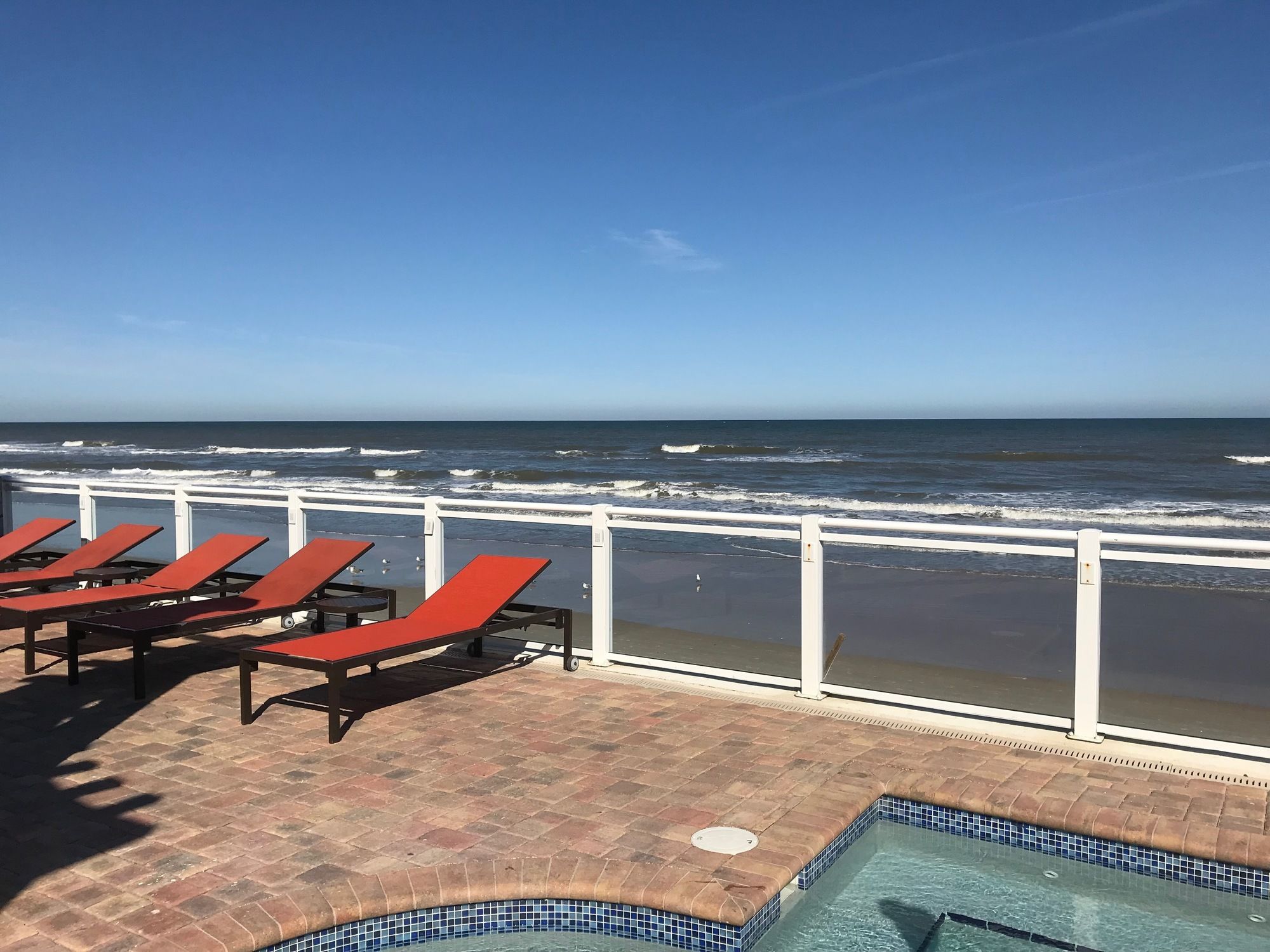 Фото Hilton Garden Inn Daytona Beach Oceanfront