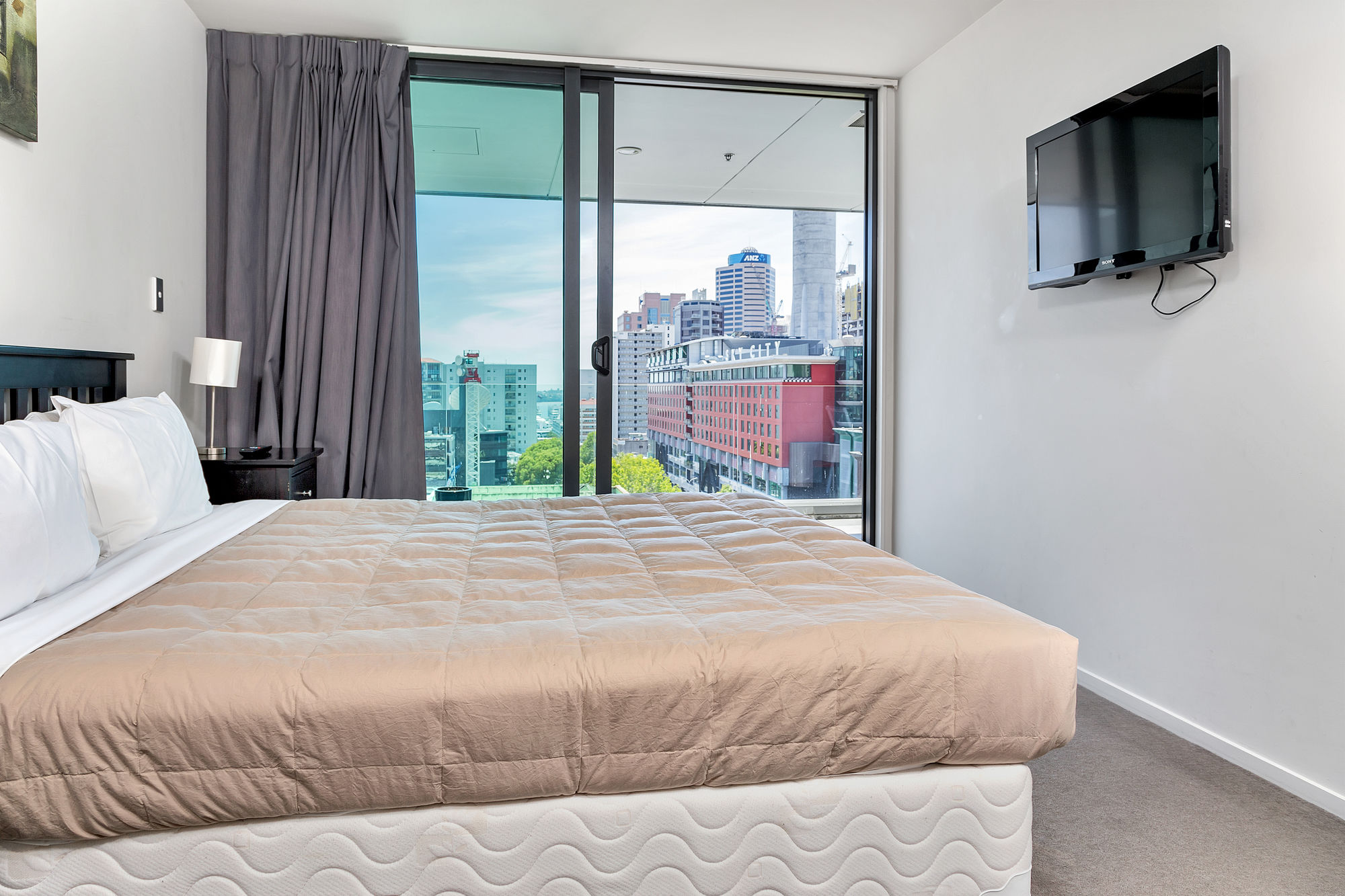 Фото Quest on Hobson