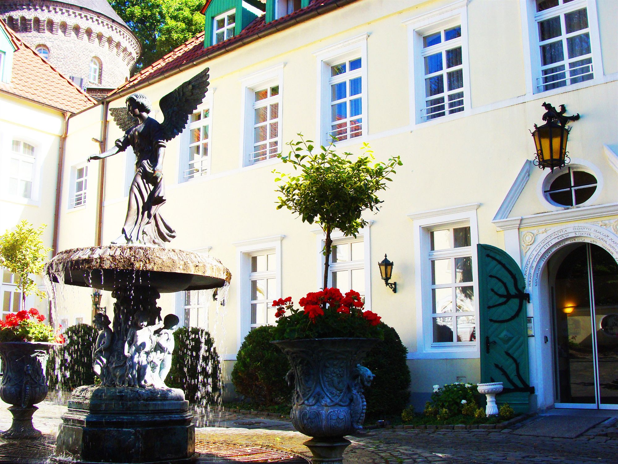 Фото Best Western Premier Parkhotel Engelsburg