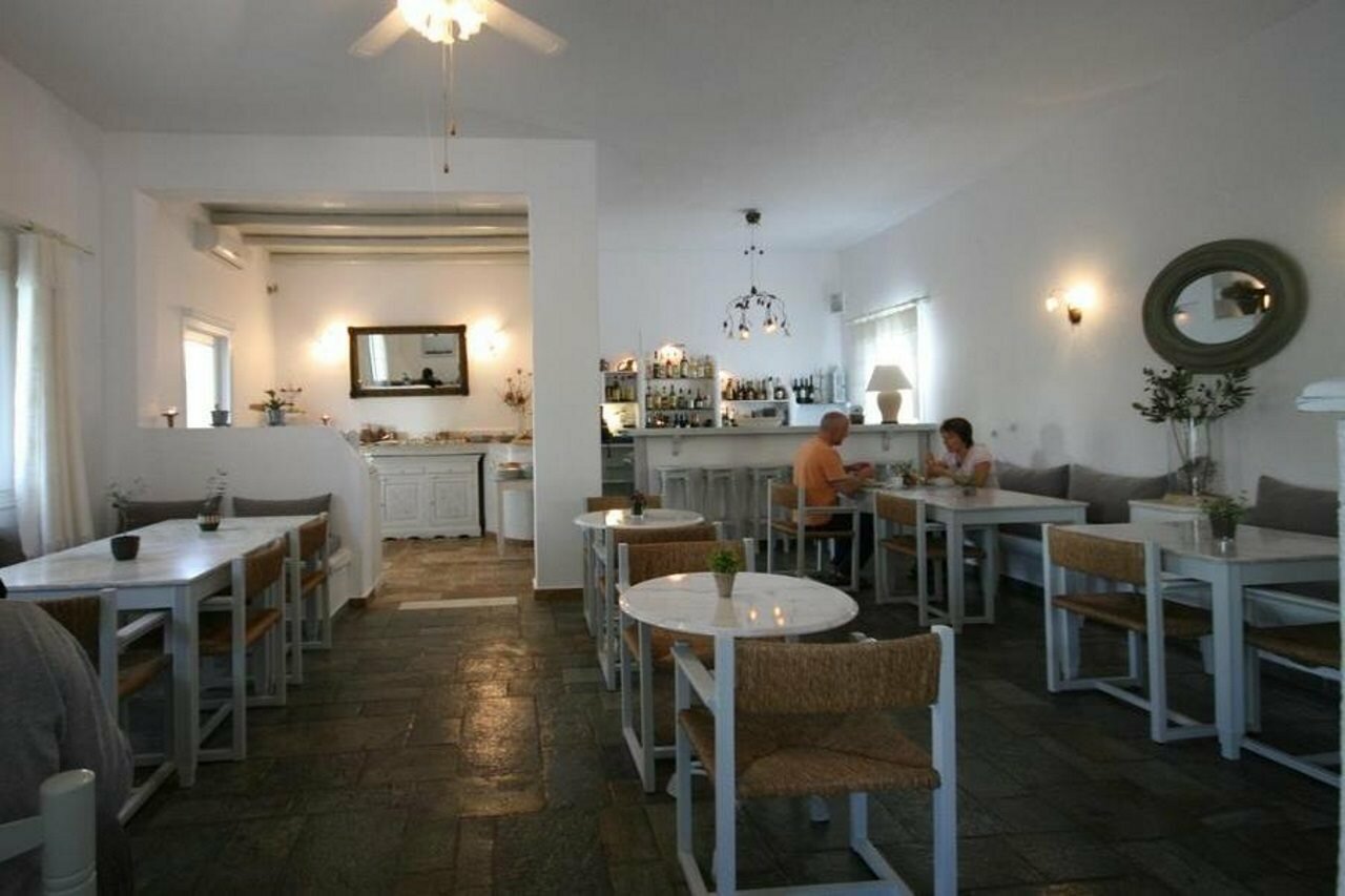 Фото Hotel Manos