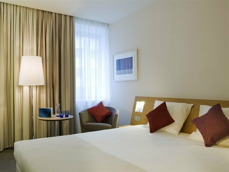 Фото Novotel Wien City