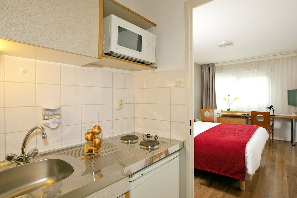 Фото Aparthotel Séjours & Affaires Lamartine