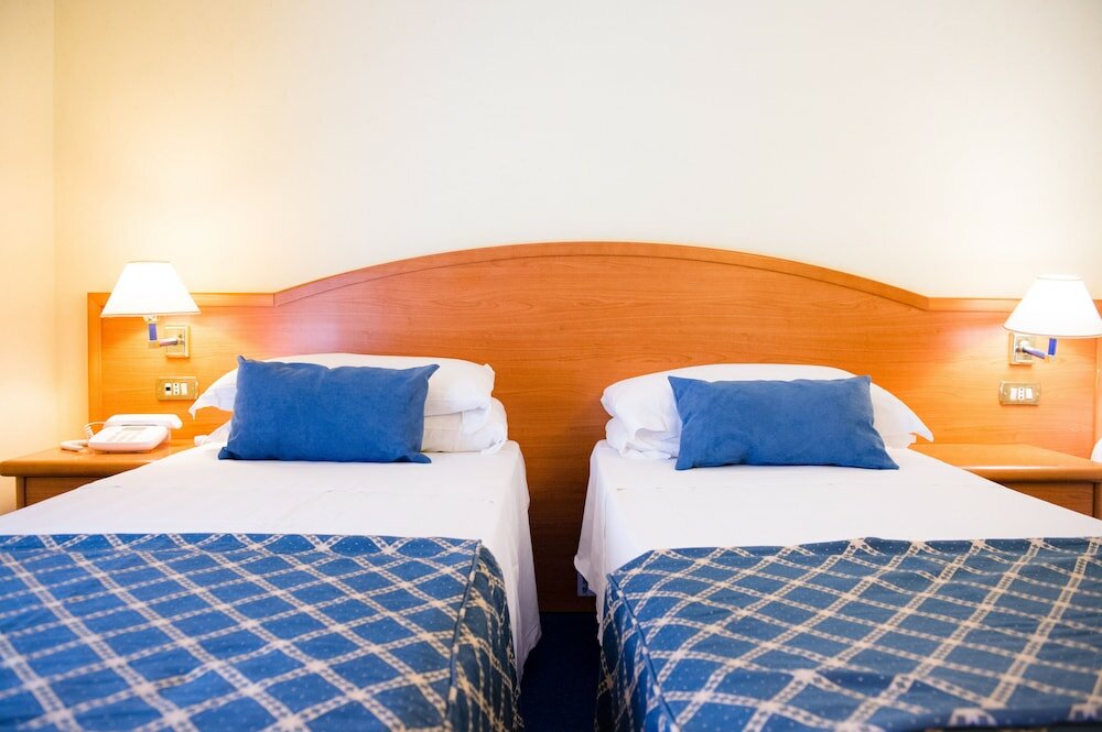 Фото Hotel Amadeus