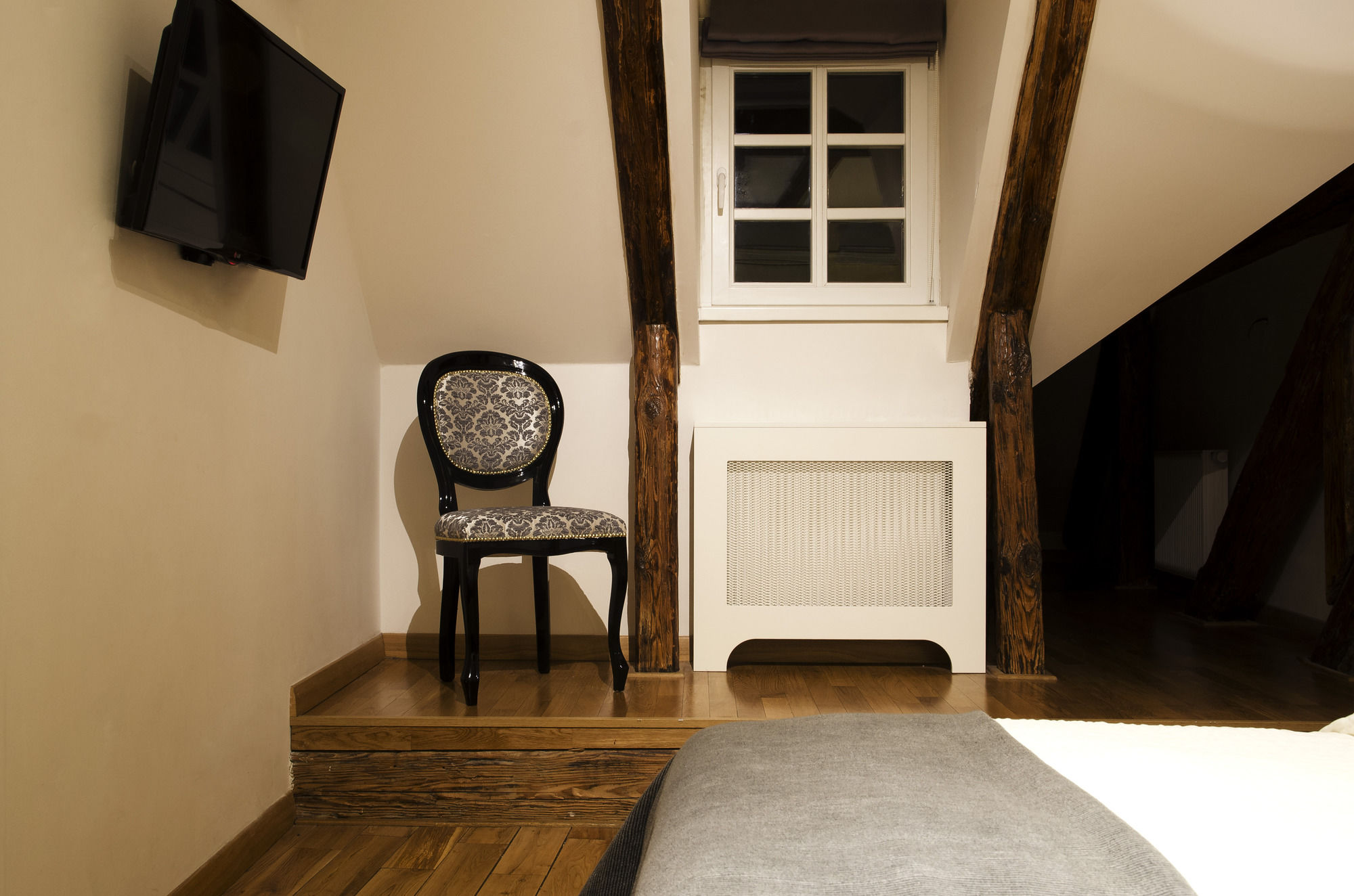 Фото Dolce Vita Suites Hotel