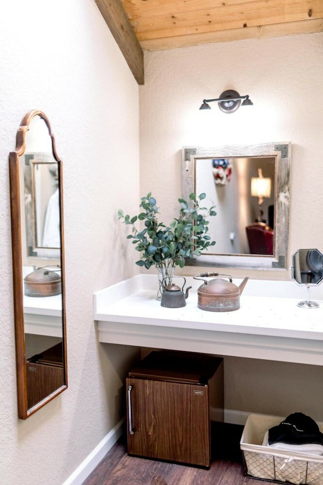 Фото Merritt House Hotel