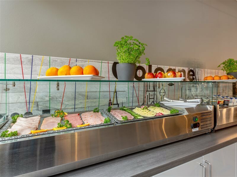 Фото a&o Köln Hauptbahnhof