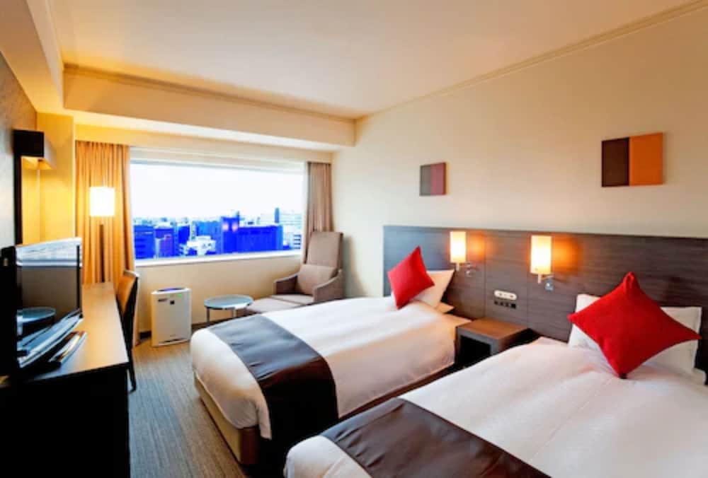 Фото Century Royal Hotel