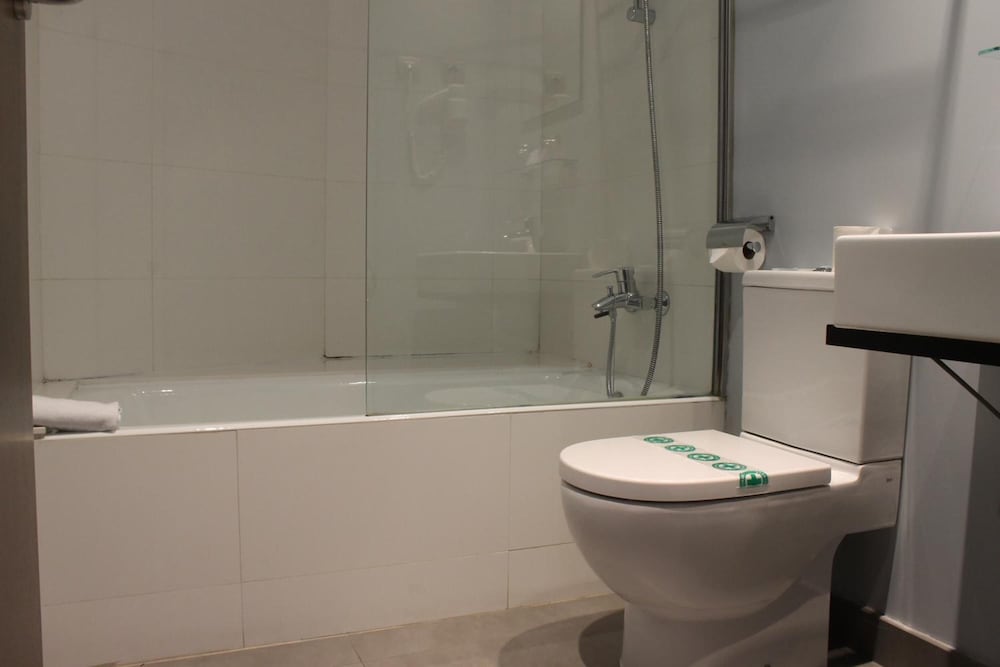 Фото Hotel Madanis Liceo