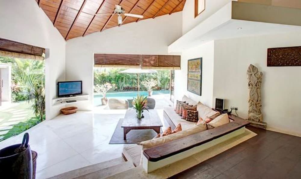 Фото Villa Sahaja