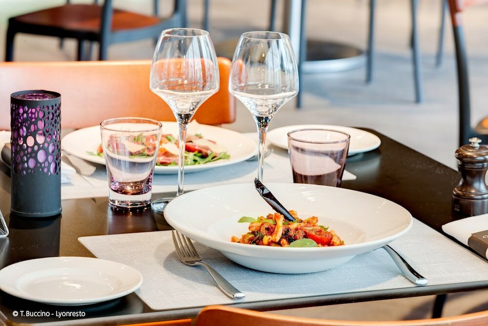 Фото Hotel Lyon Ouest