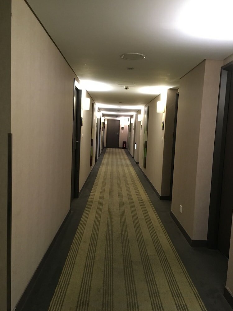 Фото Park City Hotel Central Taichung