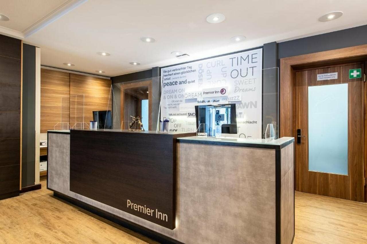 Фото Premier Inn Passau Weisser Hase