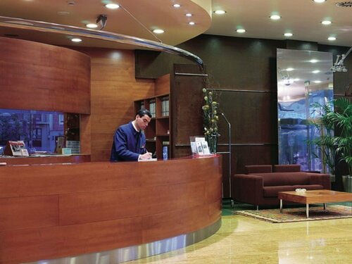 Внешний вид отеля Hotel Silken Monumental Naranco в Овьедо, фото 4