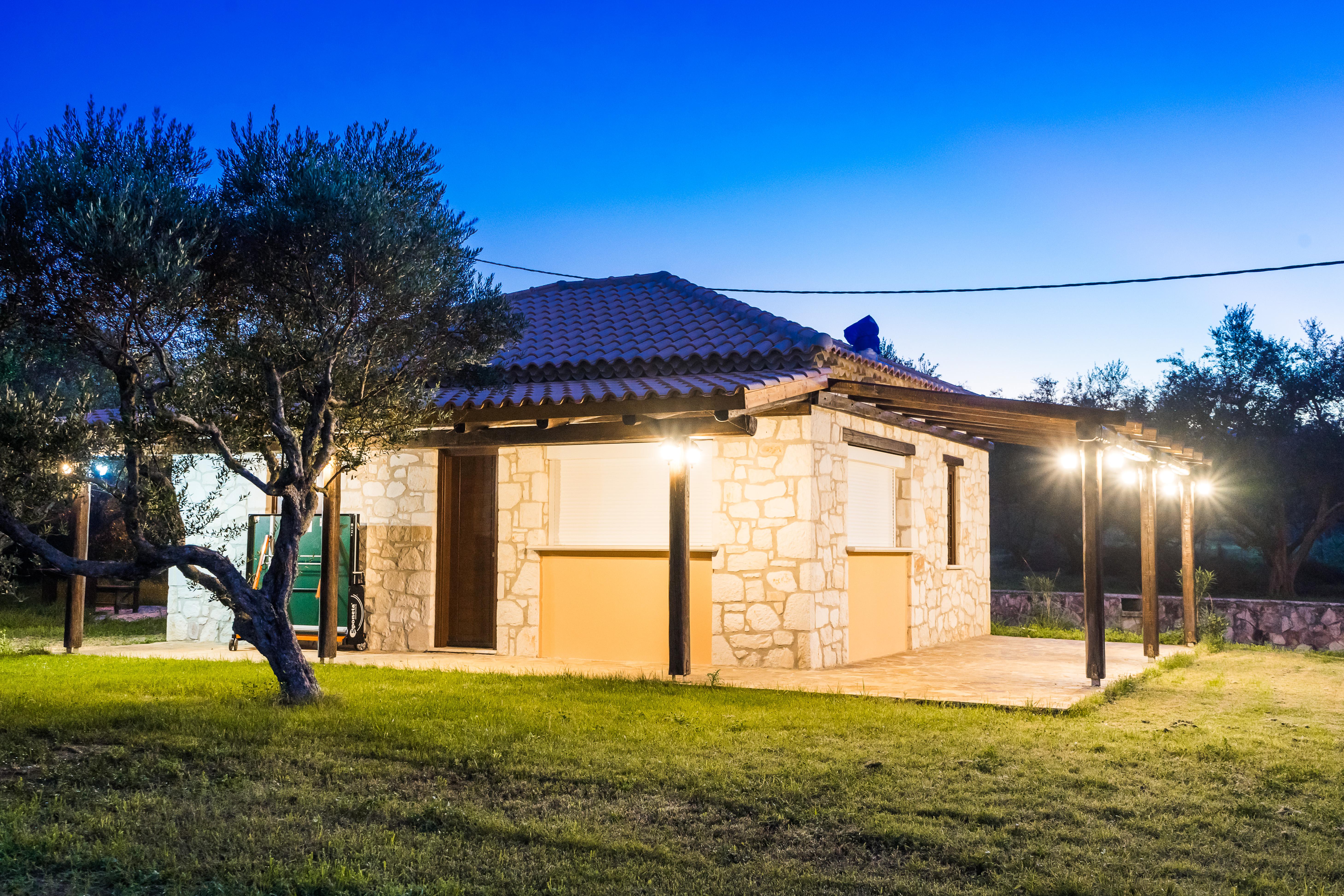 Фото Kavos Psarou Studios and Apartments