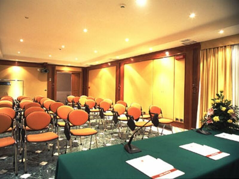 Фото 214845971254