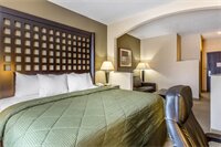 Фото Quality Inn & Suites Durant