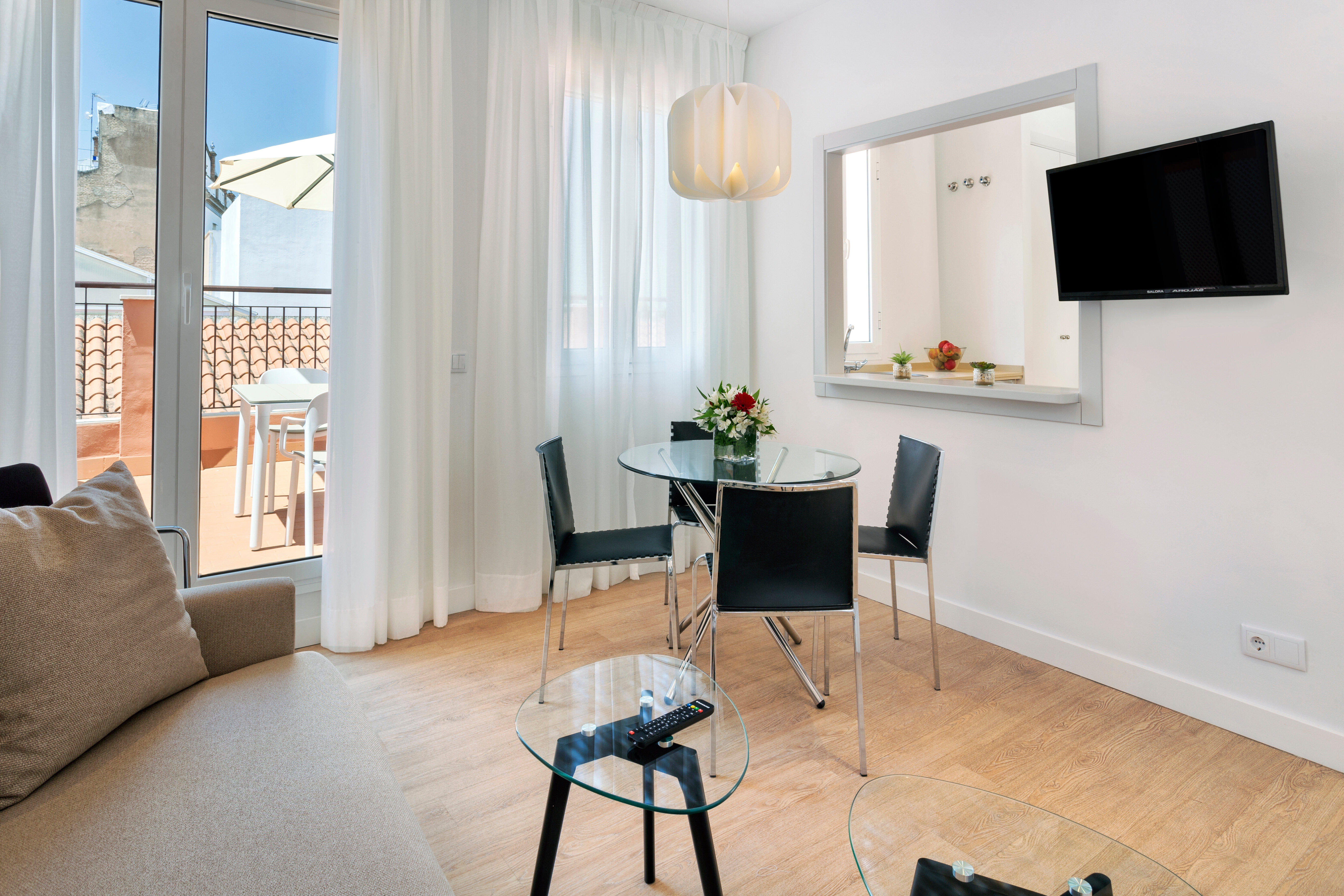 Фото Apartamentos Metrópolis Sevilla