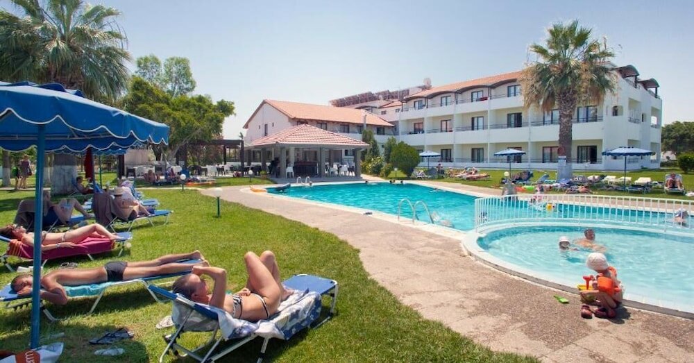 Фото Matoula Beach Hotel