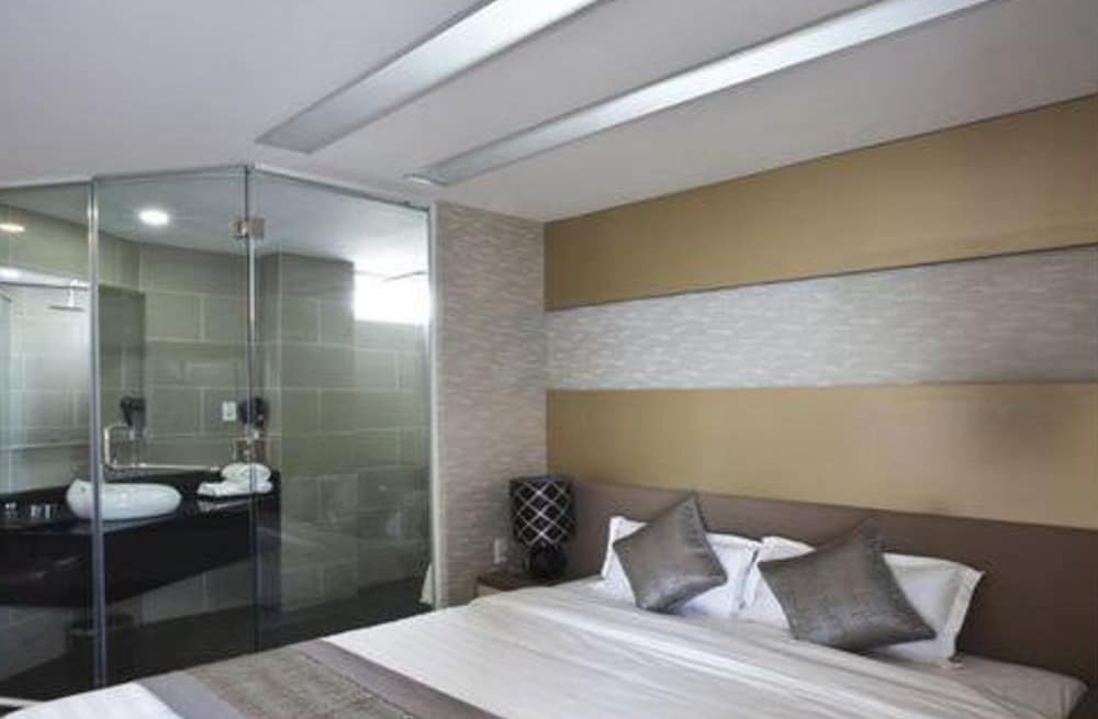 Фото New Sun Hotel