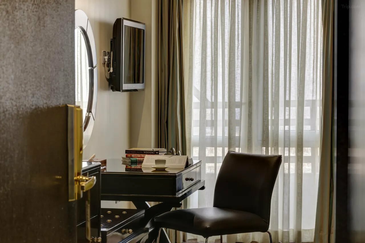 Фото Tehran Grand Hotel