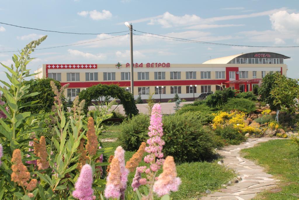 Фото Роза Ветров