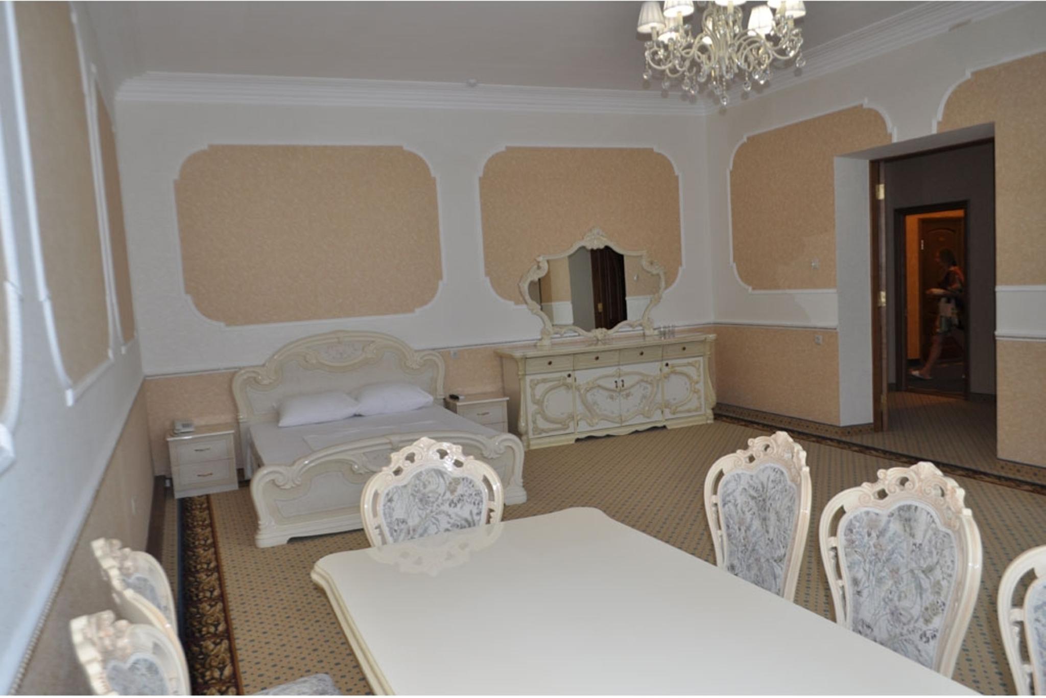 Фото Резидент