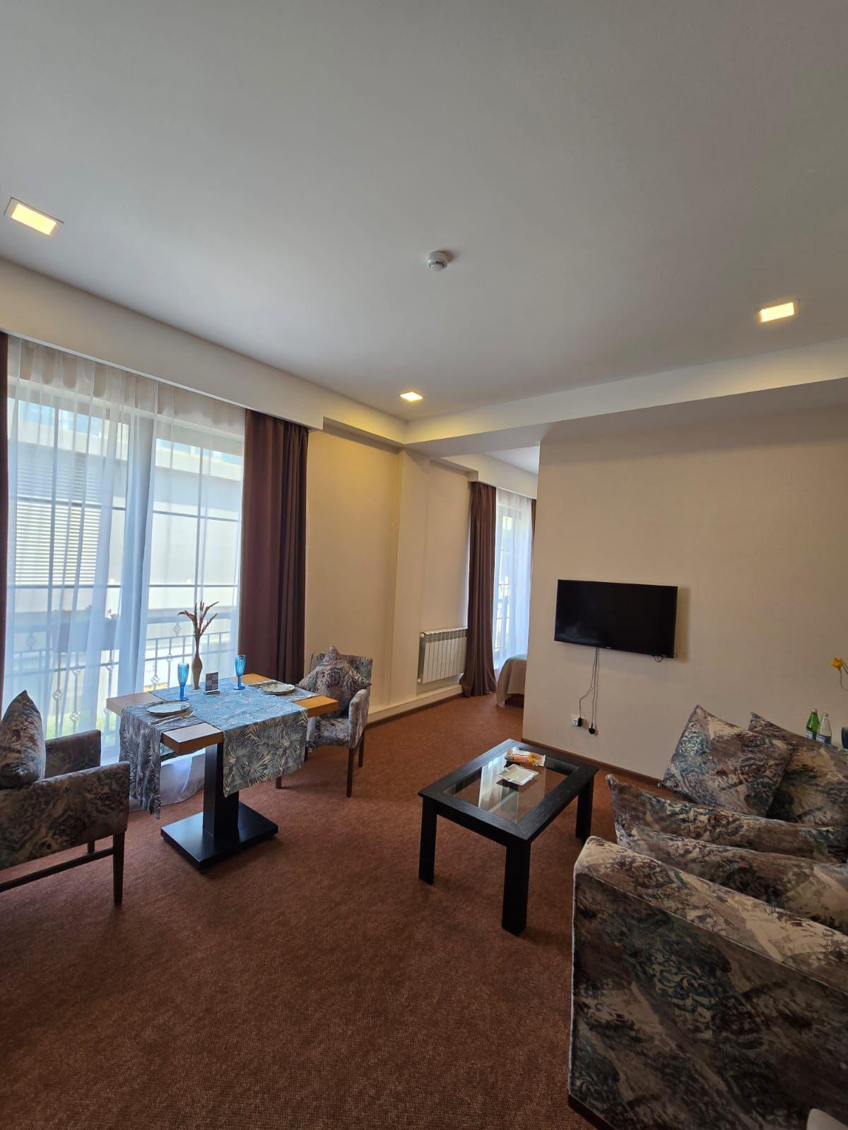 Фото Auroom Hotel