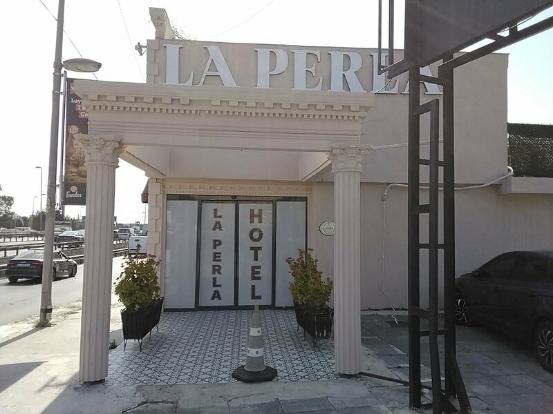 Гостиница La Pearl Konaklama в Кючюкчекмедже