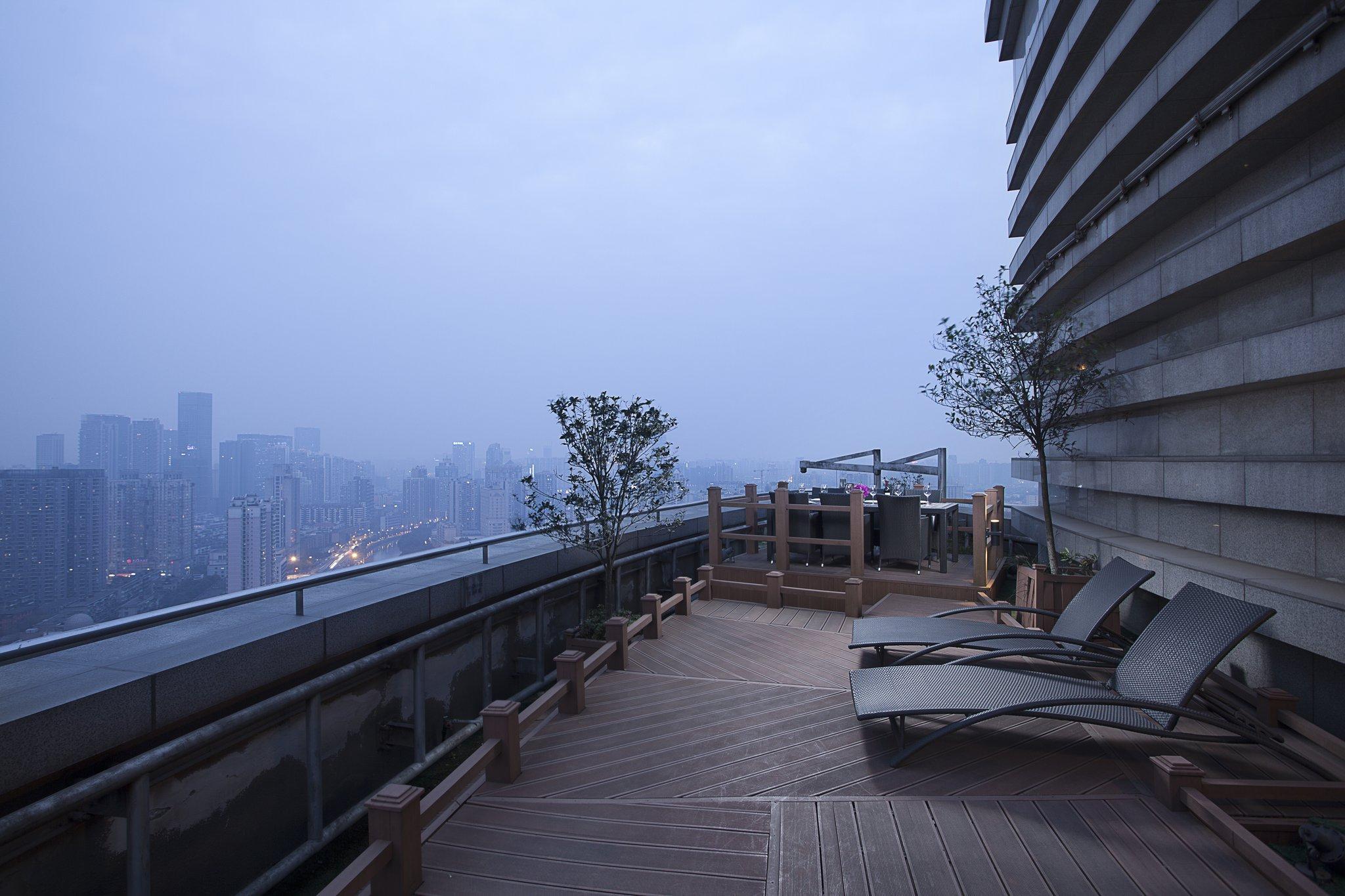 Фото Somerset Riverview Chengdu