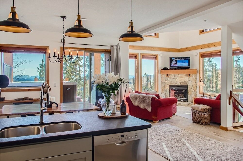 Фото Perfection South by Okanagan Premier