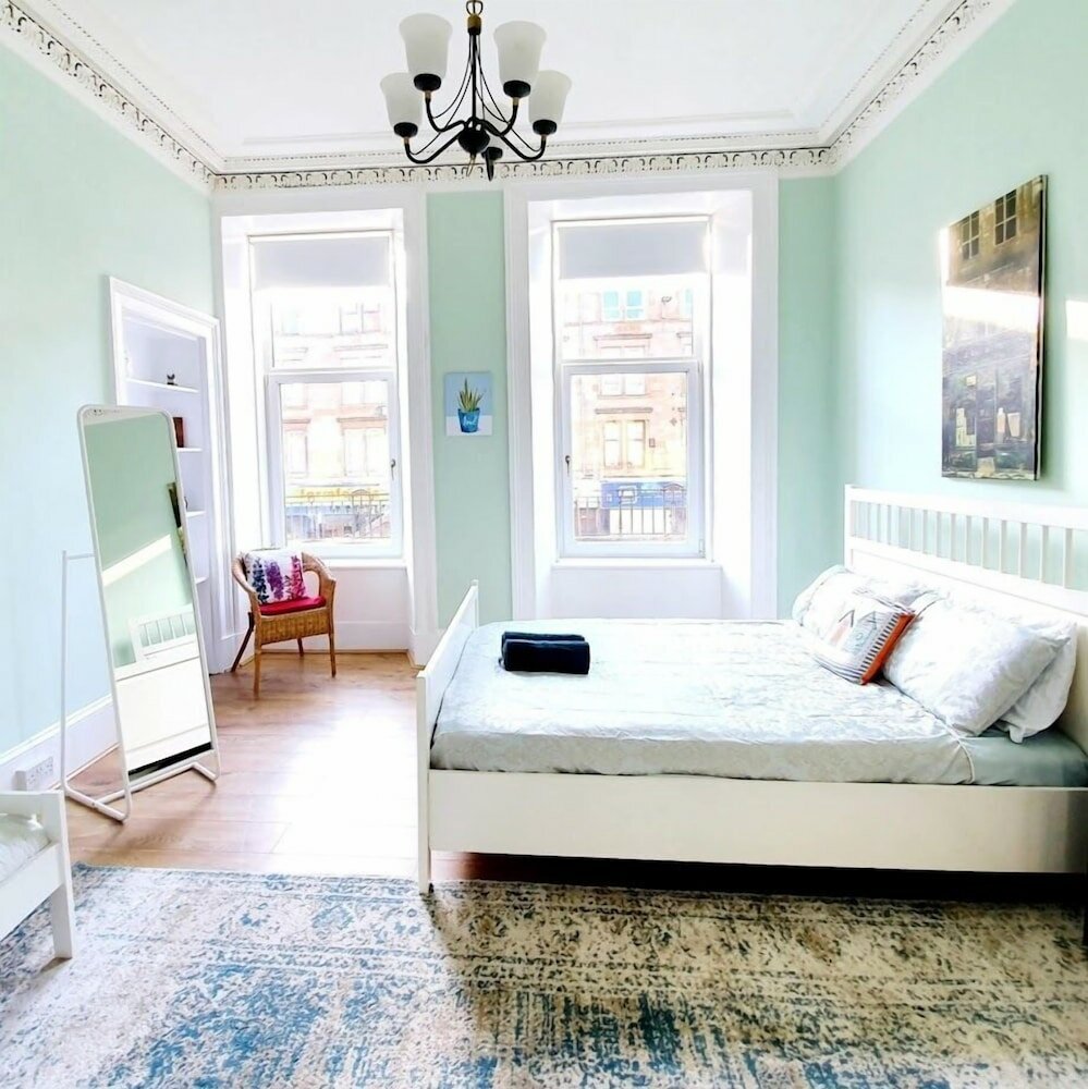 Фото Spacious Apartment In Glasgow