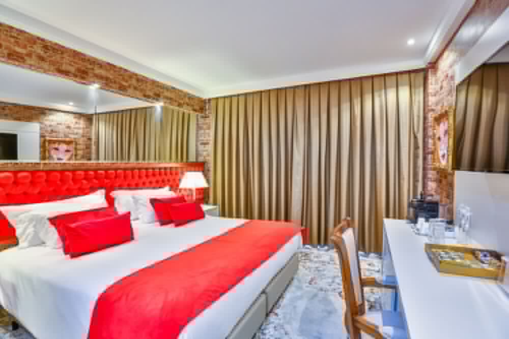 Фото Golden Lis Hotel Boutique