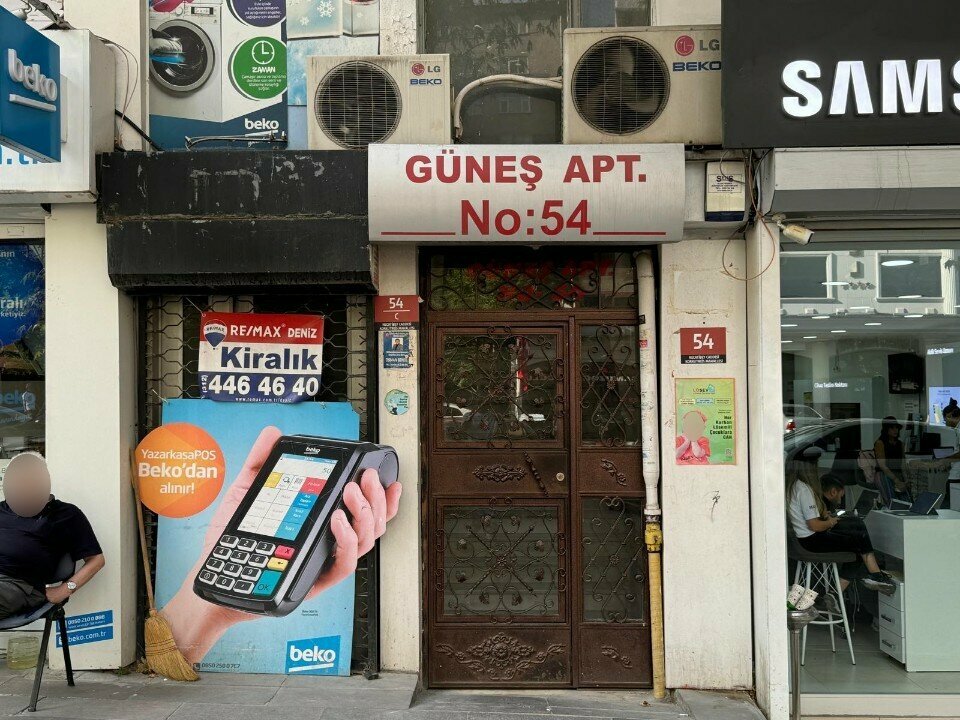 Abogados Lawyer Aynur Ozcan Deniz, , foto