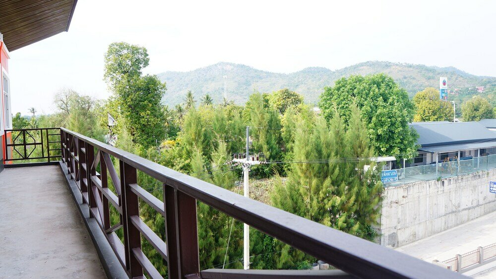 Фото P. T. Grand Hotel