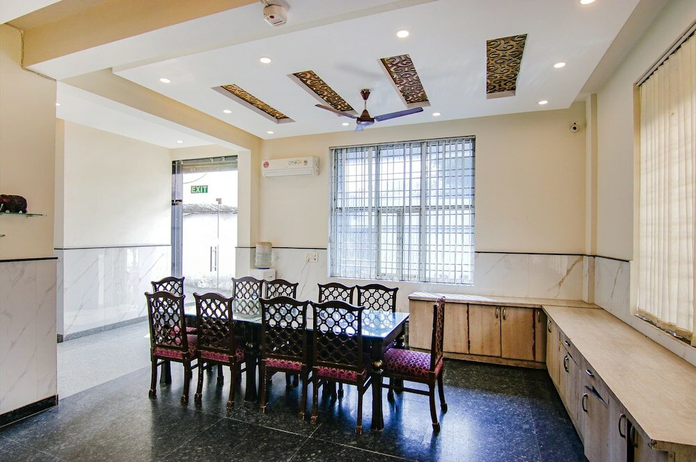 Фото Fabhotel Airport Avalon