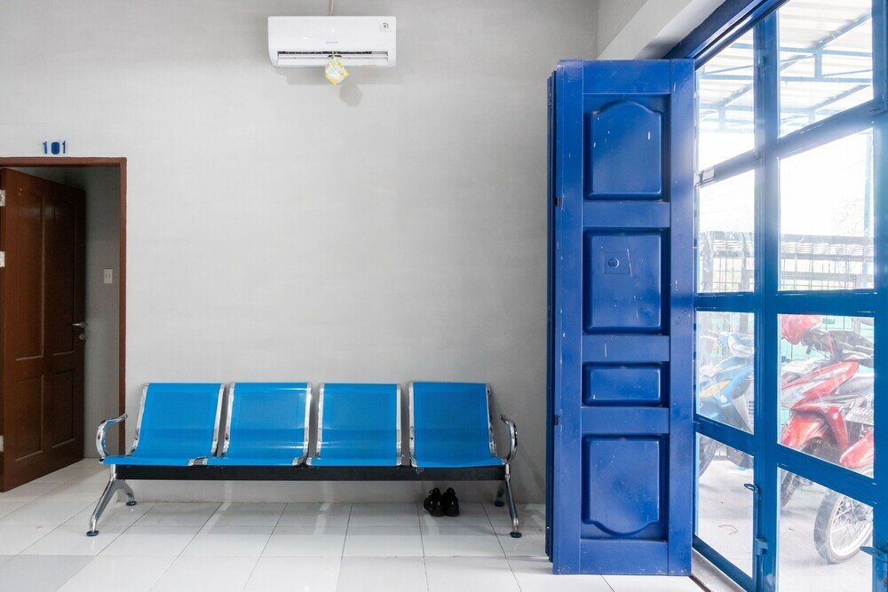 Фото RedDoorz near Manhattan Square Medan