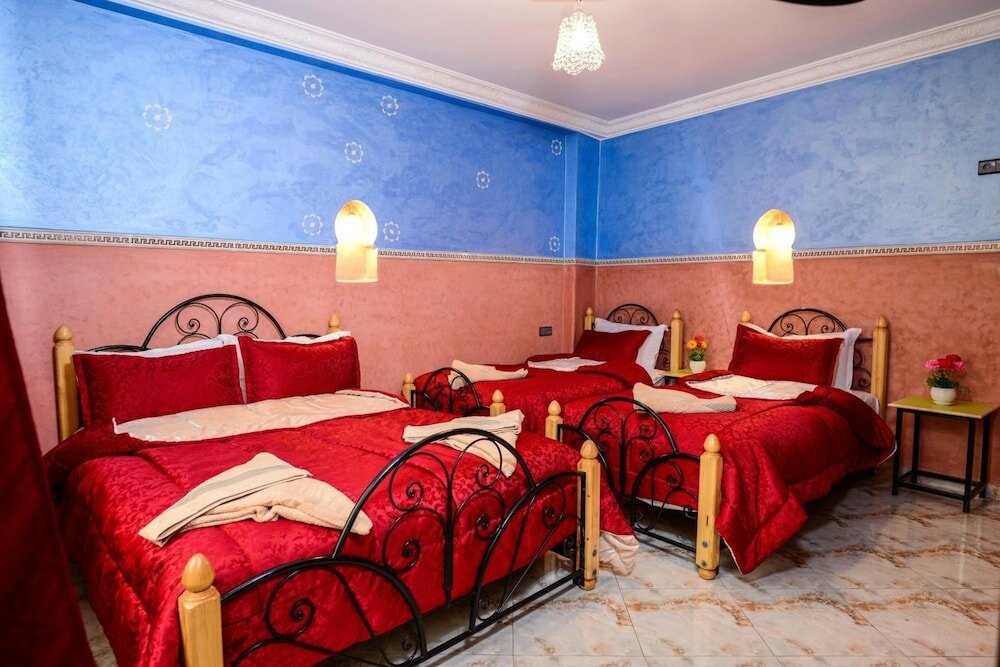 Фото Faouzi Hôtel