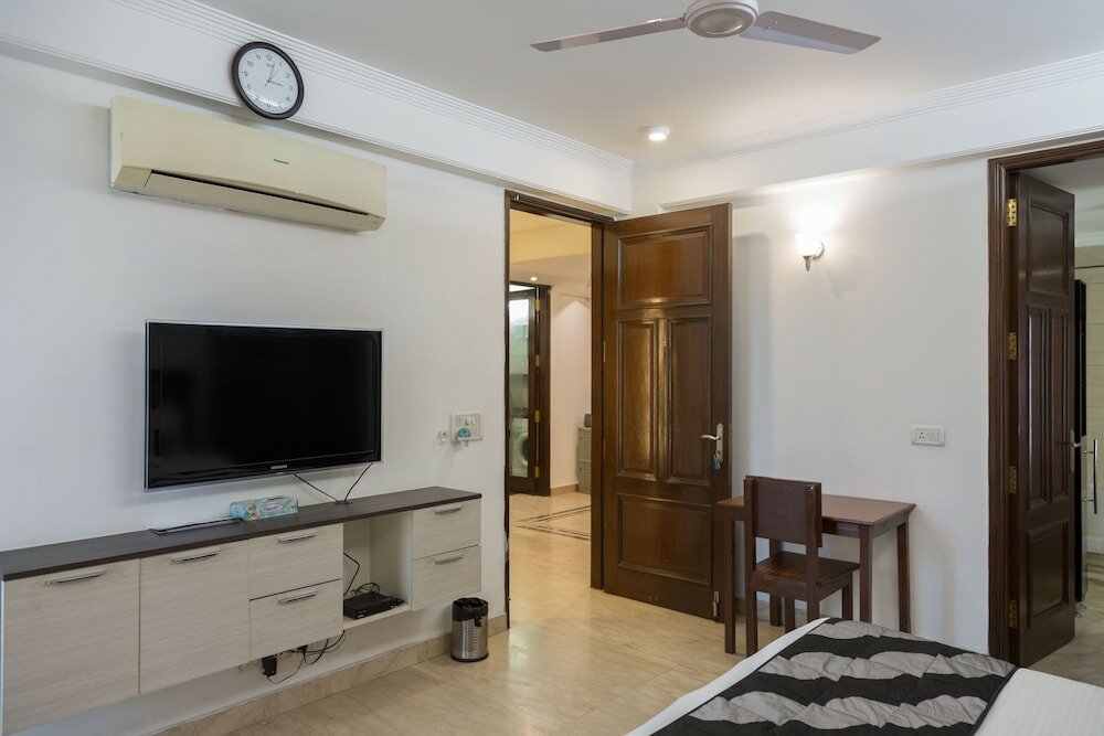 Фото Under My Roof - Classic