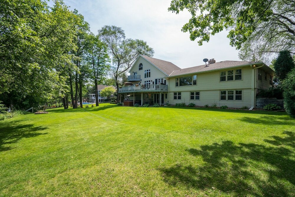 Фото Manor on the River - Whole House