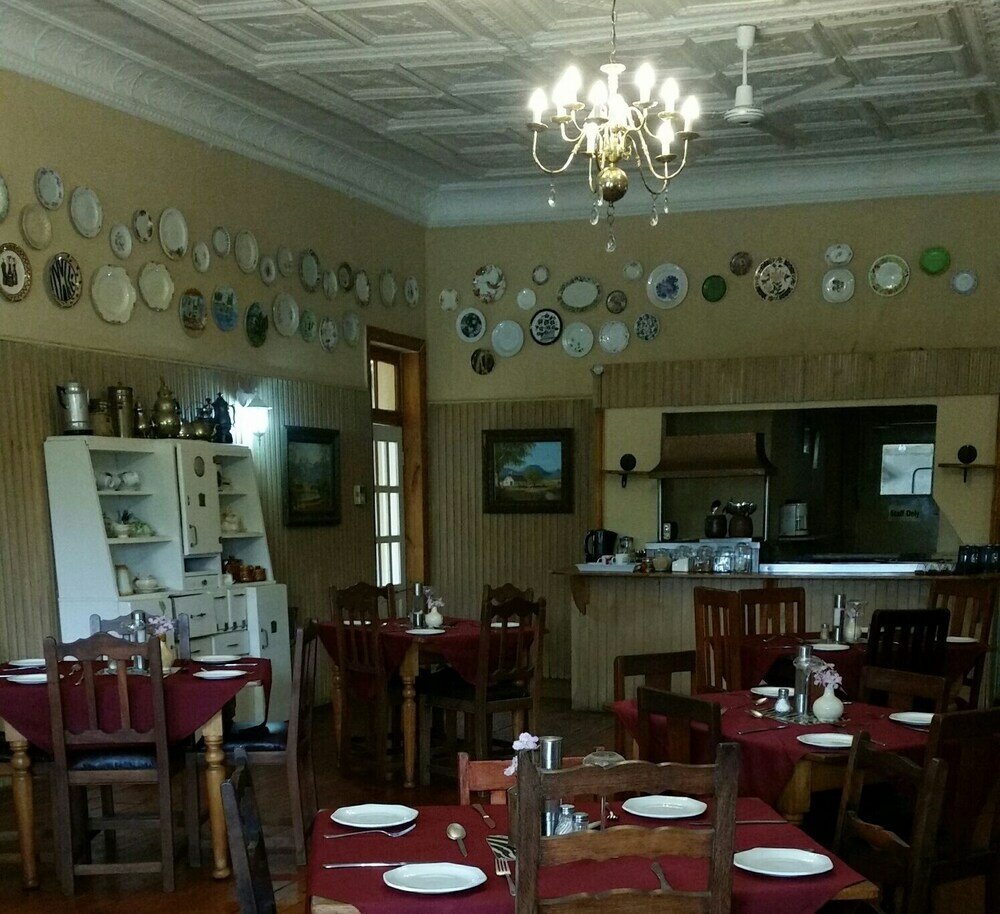 Фото Kestell Hotel