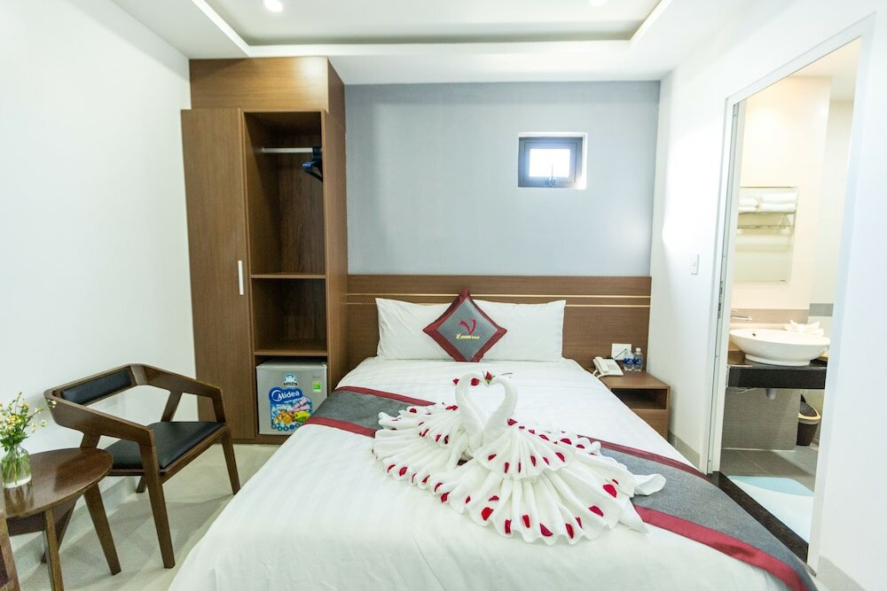 Фото Vivian Hotel